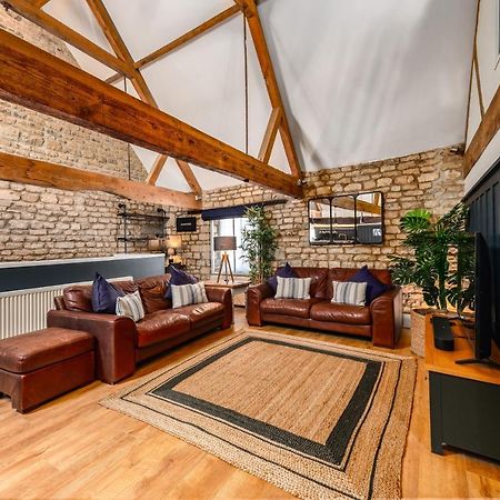 Luxury Town Centre Loft Apartment In Converted Granary Stamford Extérieur photo