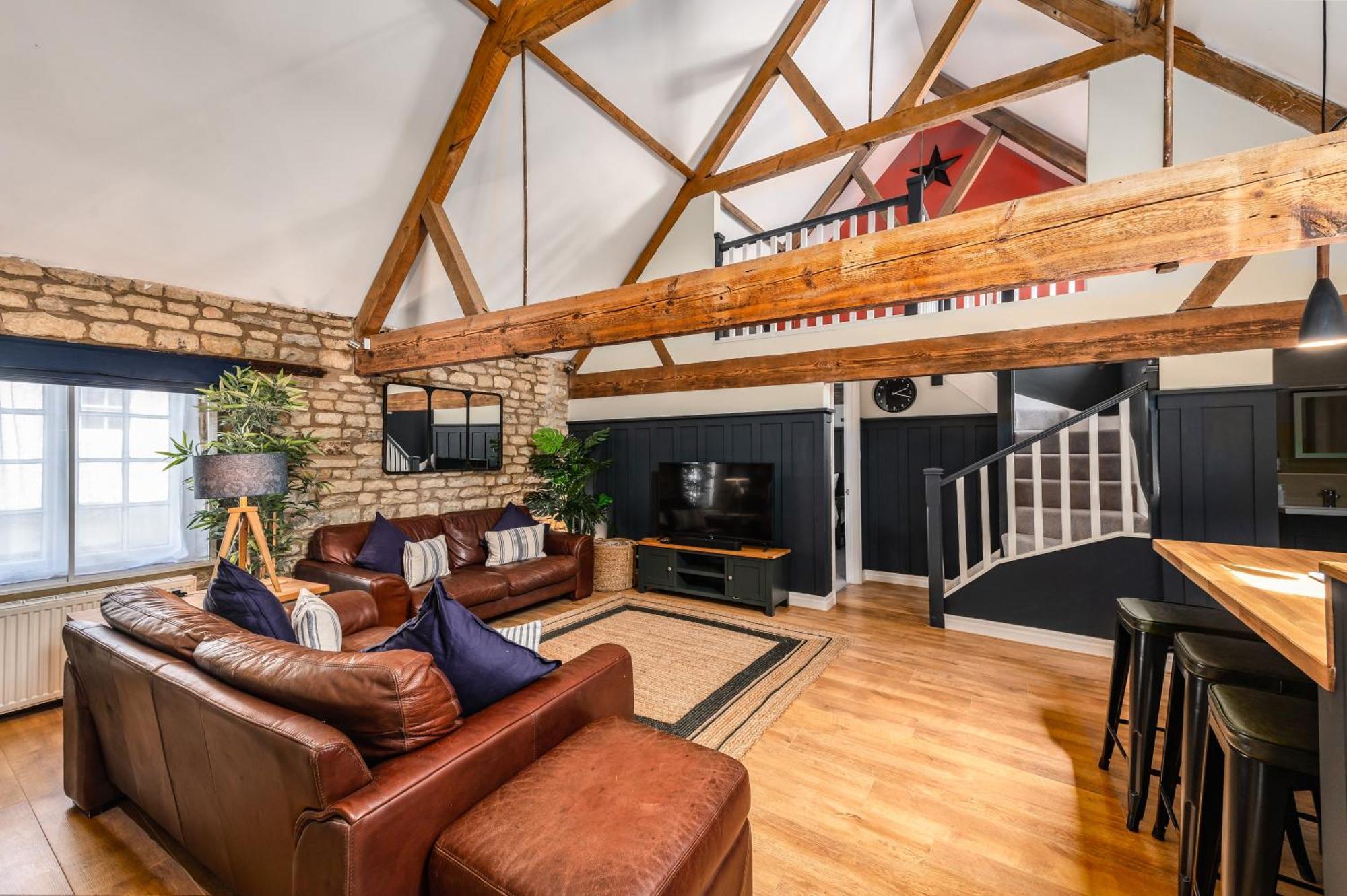 Luxury Town Centre Loft Apartment In Converted Granary Stamford Extérieur photo