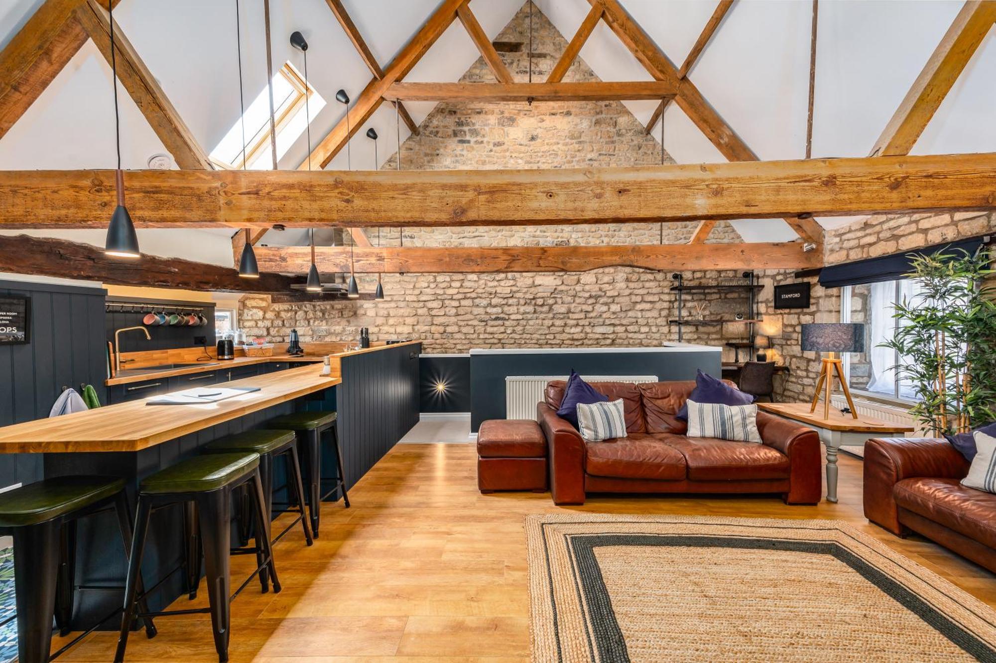 Luxury Town Centre Loft Apartment In Converted Granary Stamford Extérieur photo