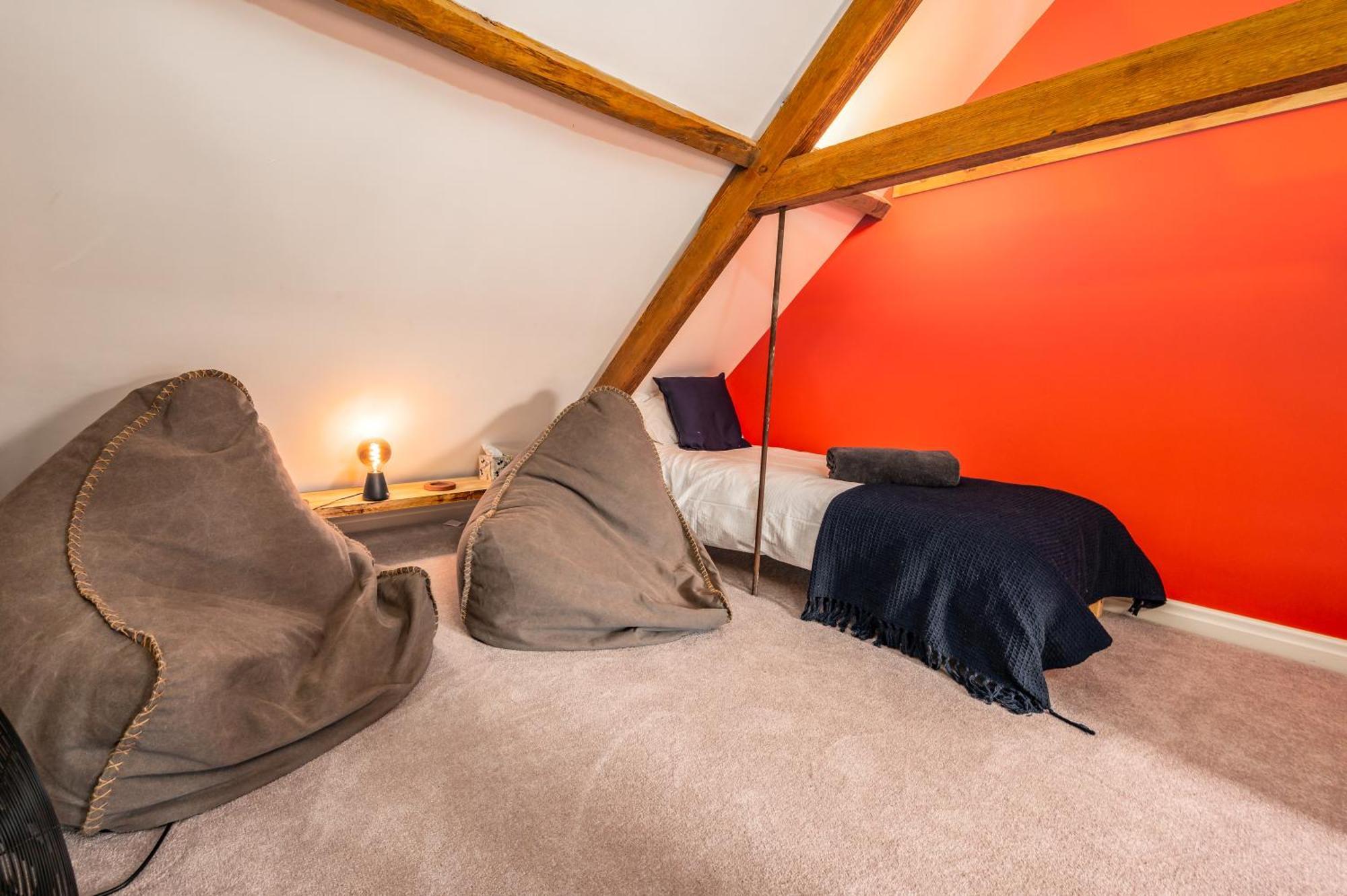 Luxury Town Centre Loft Apartment In Converted Granary Stamford Extérieur photo